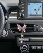 clip_de_ventilacion_de_automovil_mariposa_colgante